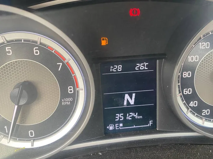 Suzuki Dzire 2021 Automatic – photo 7