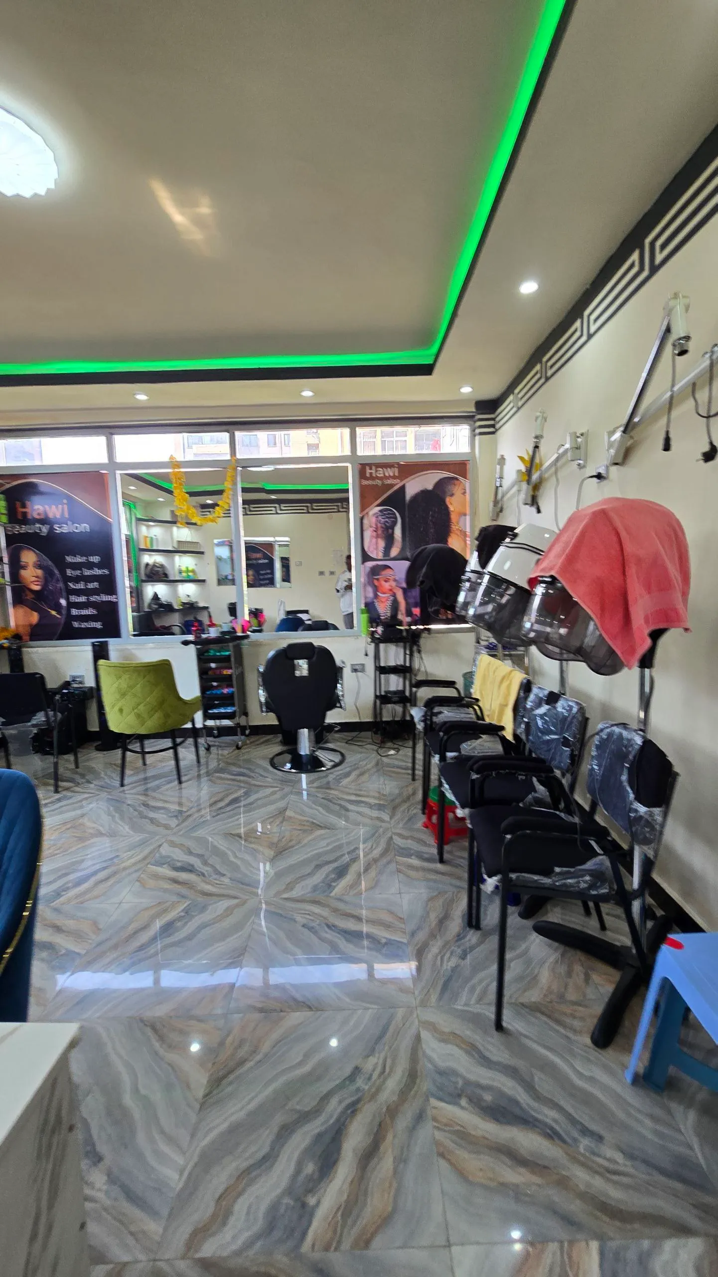 33 sqm Shop for Sale in Ayat – photo 3