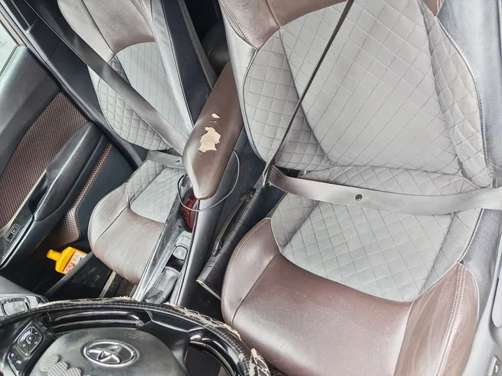 Toyota CHR 2017 Automatic – photo 6