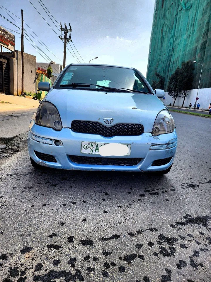 Toyota Hatchback 2004 Automatic – photo 3