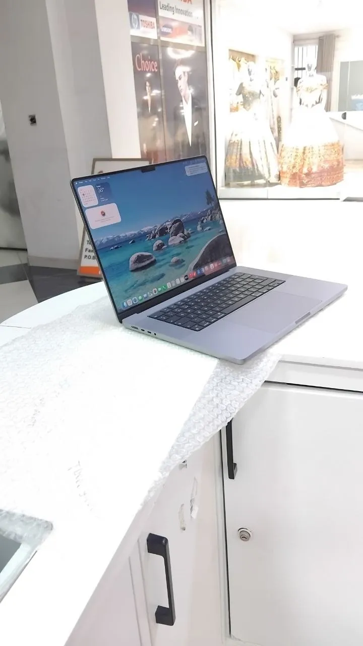 Apple MacBook Pro 16-inch M1 Pro – photo 6