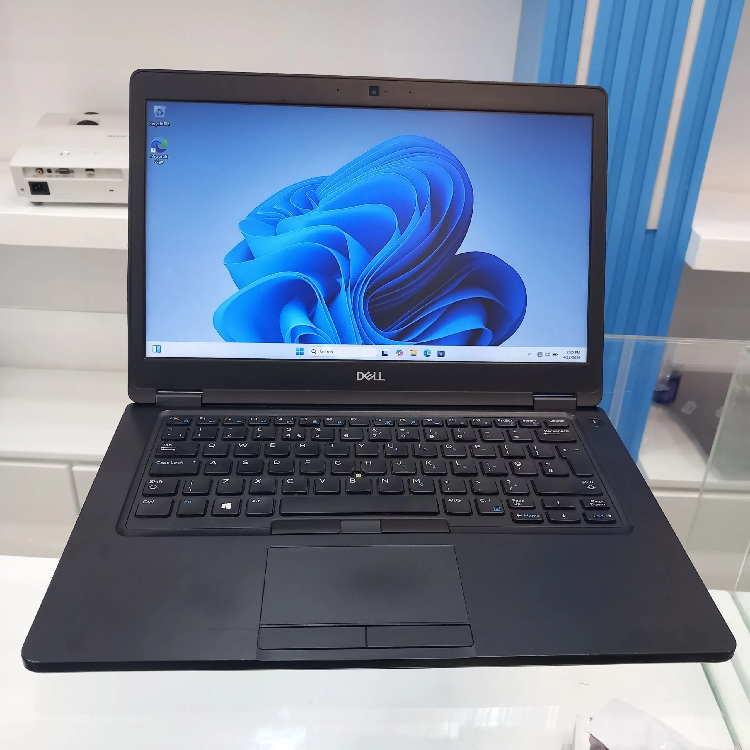 Dell Latitude i5 8th Gen Laptop – photo 5