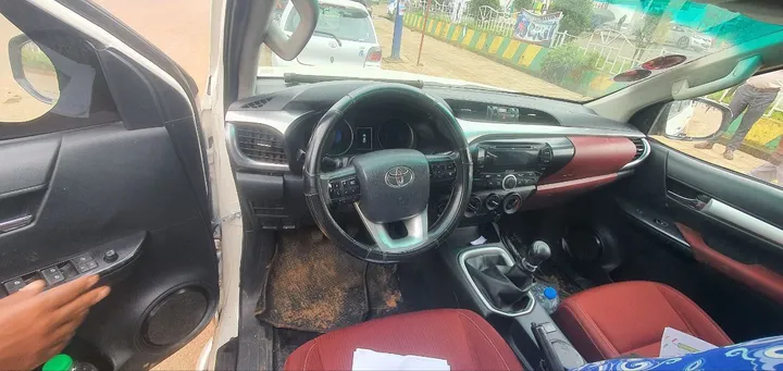 Toyota Revo Double Cab Hilux – photo 6