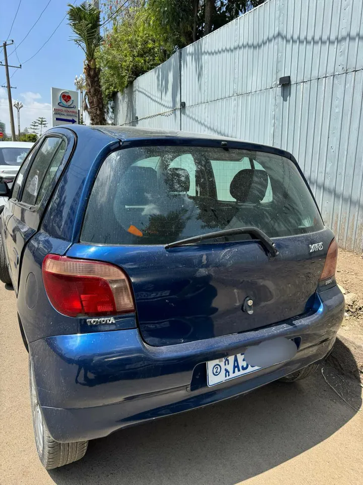 Toyota Vitz Yaris 2002 Manual – photo 3
