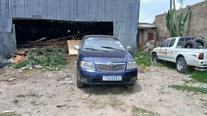 Toyota Corolla 2005 Sedan – photo 5