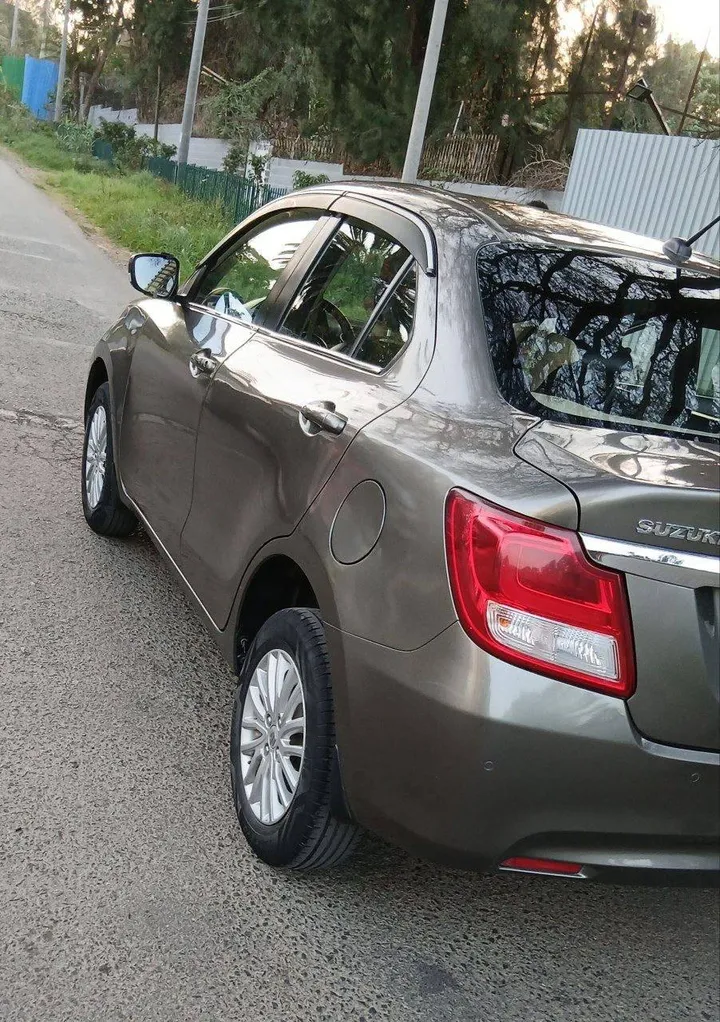 Suzuki Dzire 2021 Automatic – photo 8
