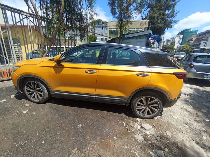 FAW Bestune T77 2021 SUV – photo 9