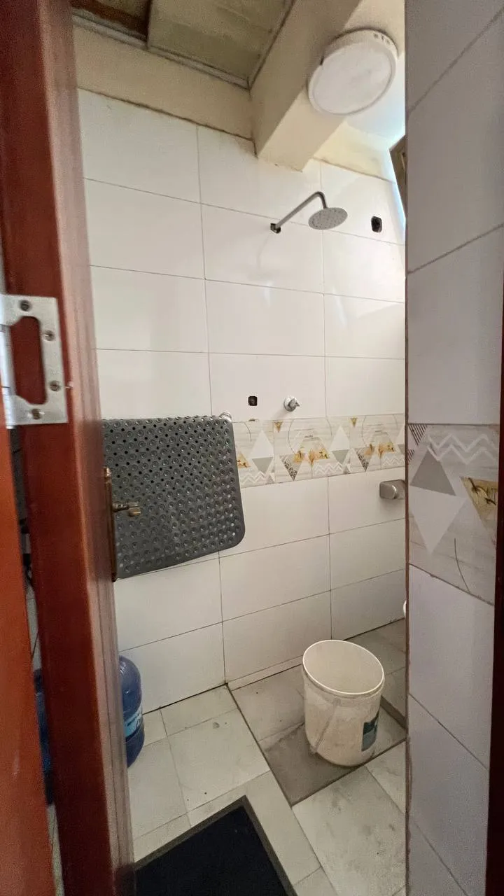 3 Bedroom Apartment in Summit – photo 6