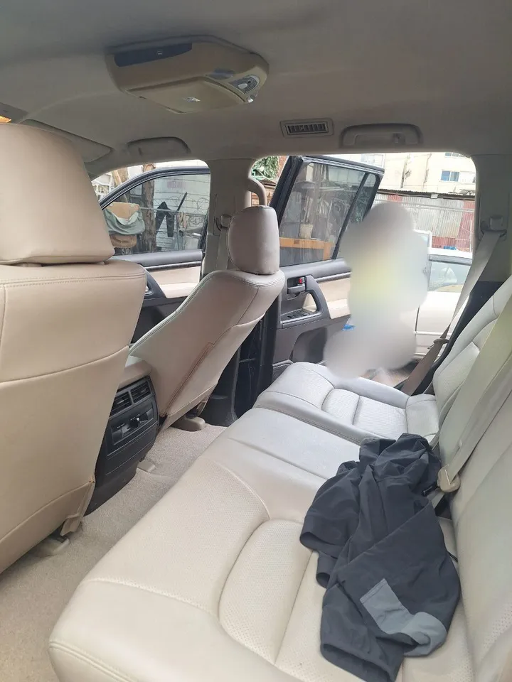 Toyota Landcruiser G-XR V8 Automatic – photo 3