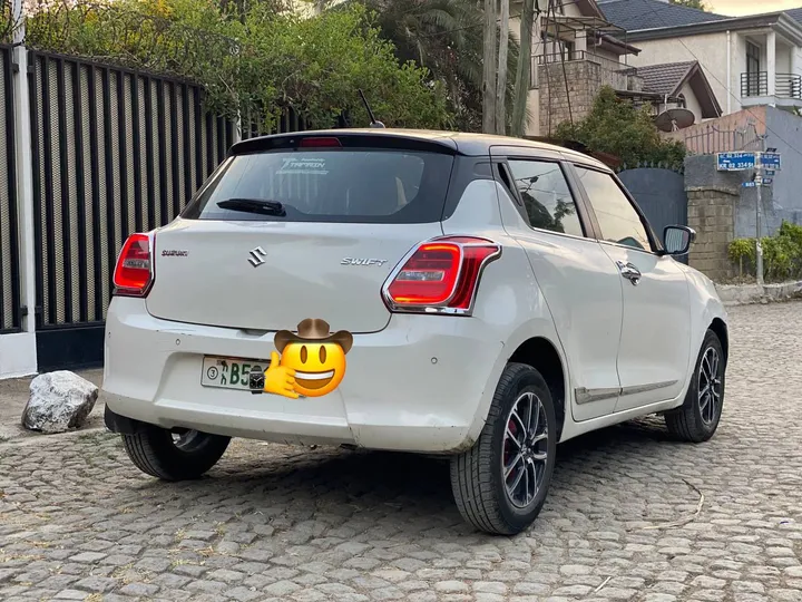 Suzuki Swift 2022 Automatic – photo 7