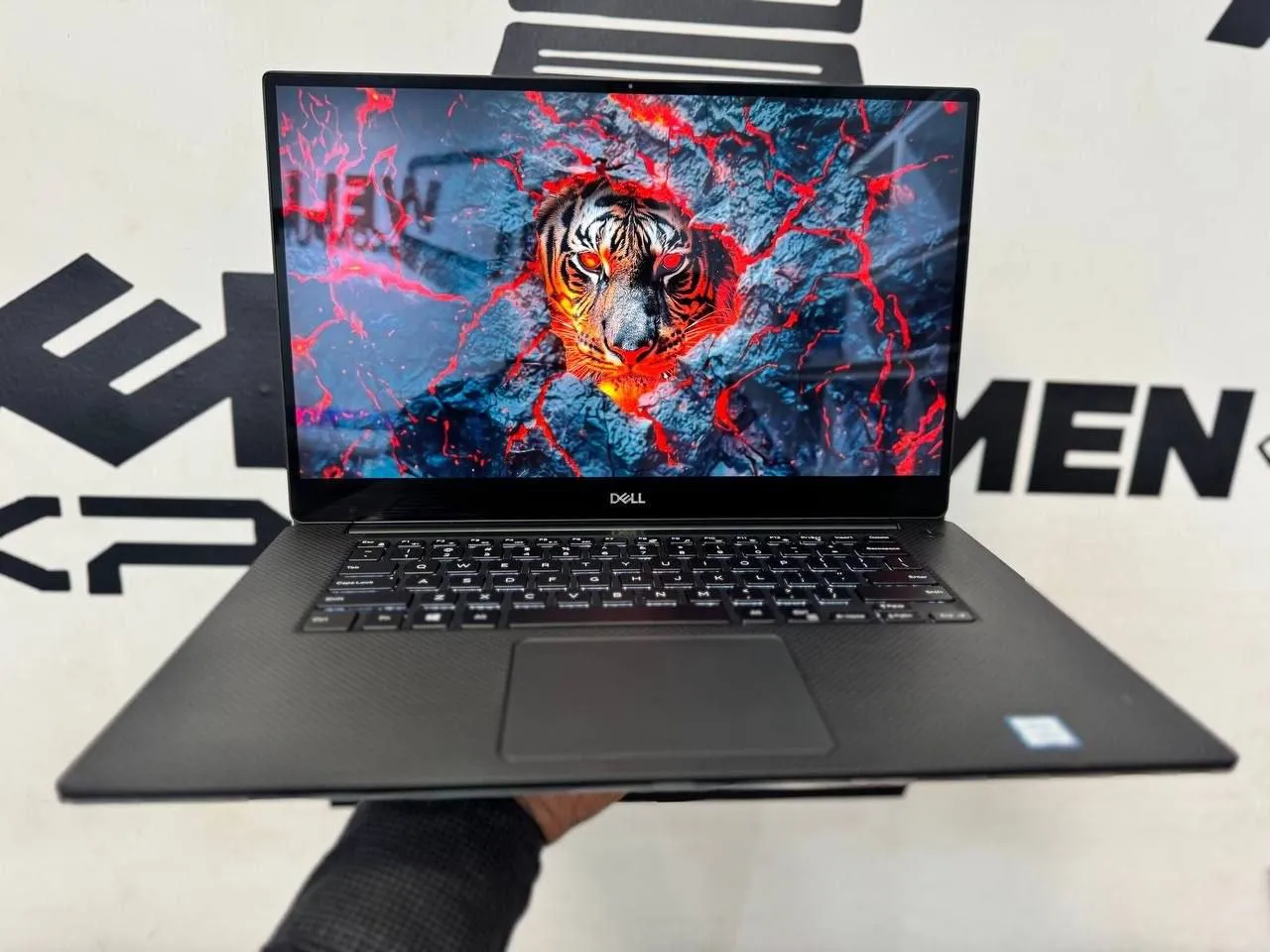 Dell Precision 5540 Laptop – photo 4