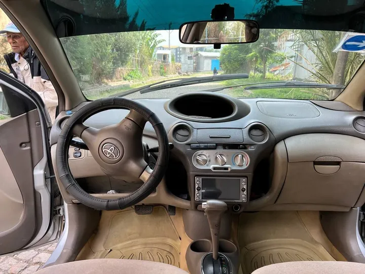 Toyota Platz 2003 Automatic – photo 5