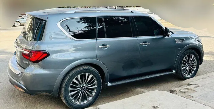 Infiniti QX80 2018 SUV – photo 6