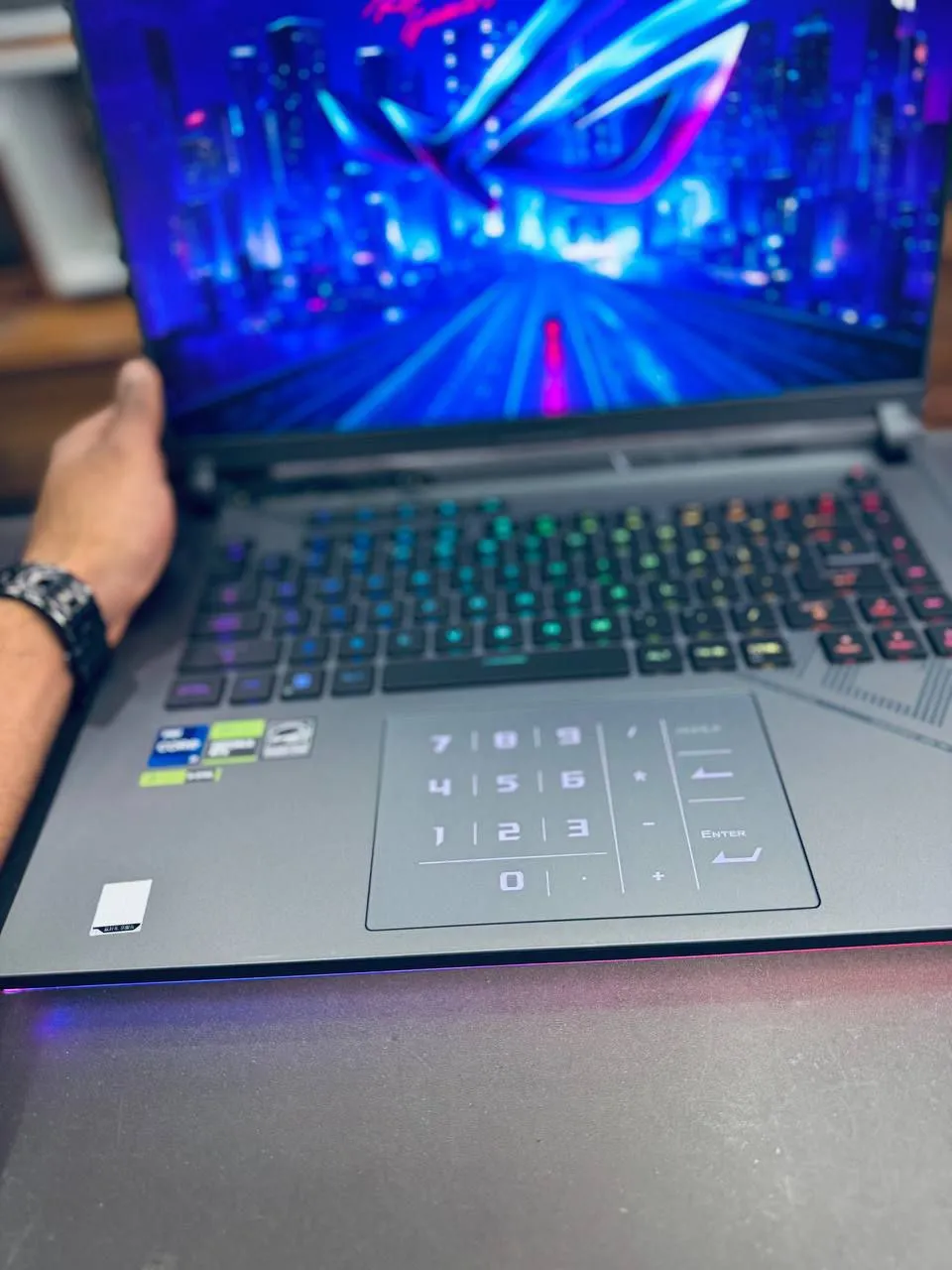 ASUS ROG Strix G16 i9 RTX 4070 – photo 5