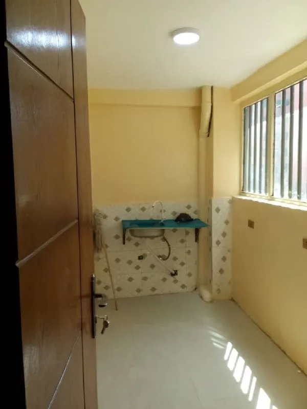 Two Bedroom Converted Shop Bole Arabsa – photo 5