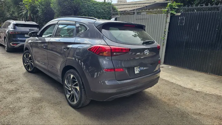 Hyundai Tucson 2019 Automatic SUV – photo 5
