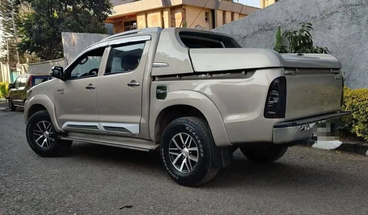Toyota Hilux Double Cab 2015 – photo 4