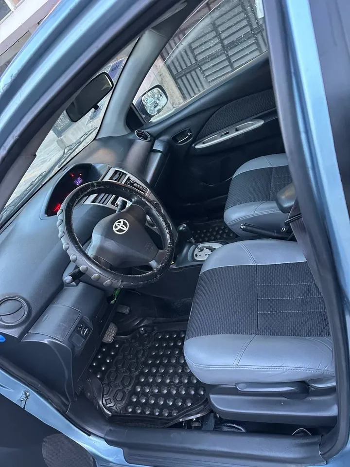 Toyota Yaris Sedan 2008 – photo 9