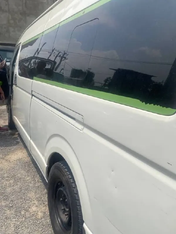 Toyota Hiace Van 2008 Model – photo 3