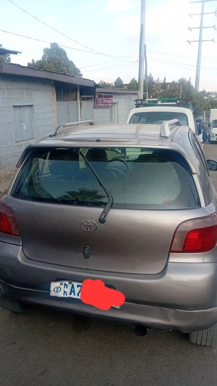 Toyota Hatchback 2000 Automatic – photo 3