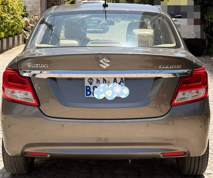 Suzuki Dzire 2022 Automatic – photo 5