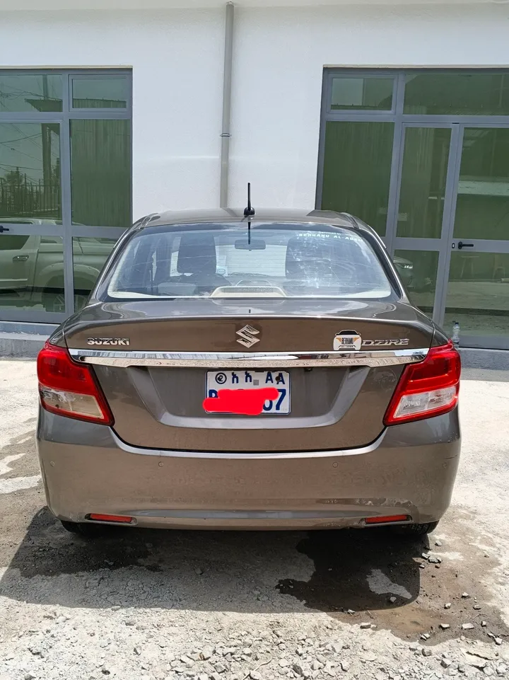 Suzuki Dzire 2021 Automatic Sedan – photo 7