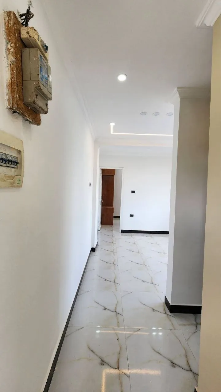 1-Bedroom Summit Condominium 47sqm – photo 6