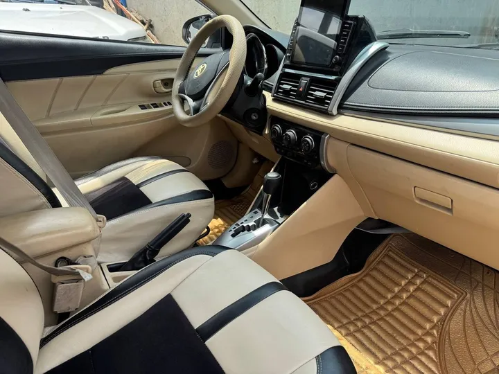 Toyota Corolla 2015 Automatic – photo 5