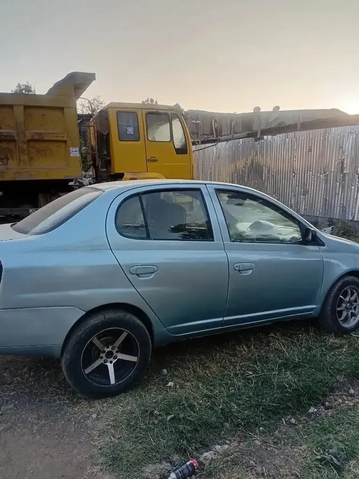 Toyota Platz 1999 Automatic – photo 5