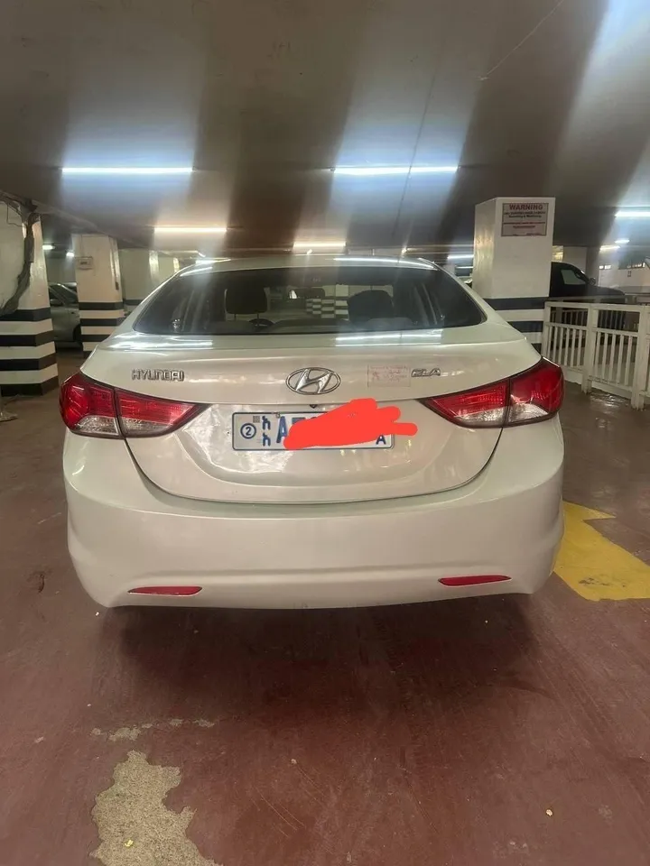 Hyundai Elantra 2013 Automatic – photo 5