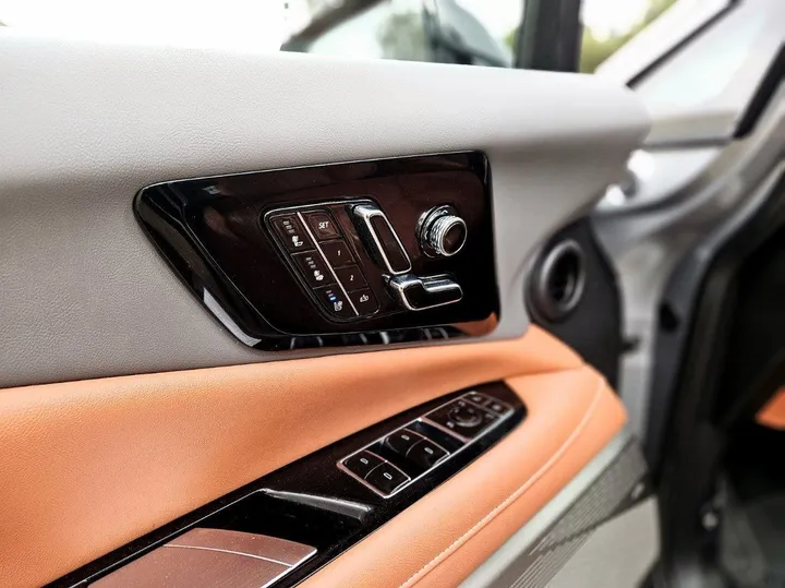 2024 Cadillac Optiq Electric SUV – photo 9