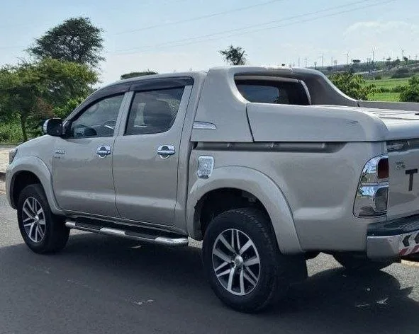 2014 Toyota Double Cabin Pickup Manual – photo 4
