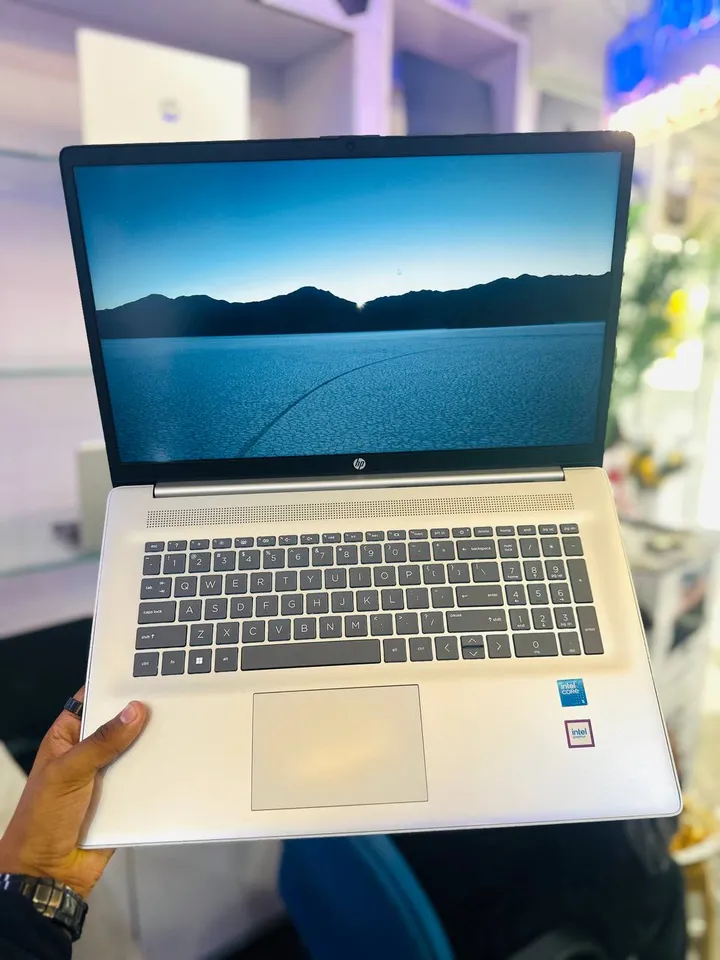 HP Omnibook 16 Core 5 Laptop – photo 3