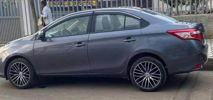 Toyota Yaris Sedan 2015 – photo 3