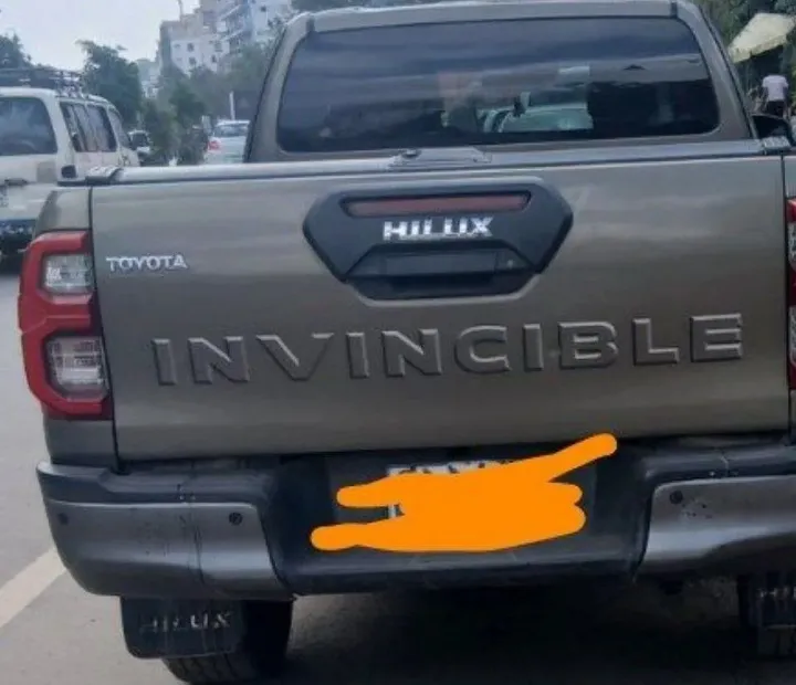 Toyota Hilux Invincible King Cab 2021 – photo 3