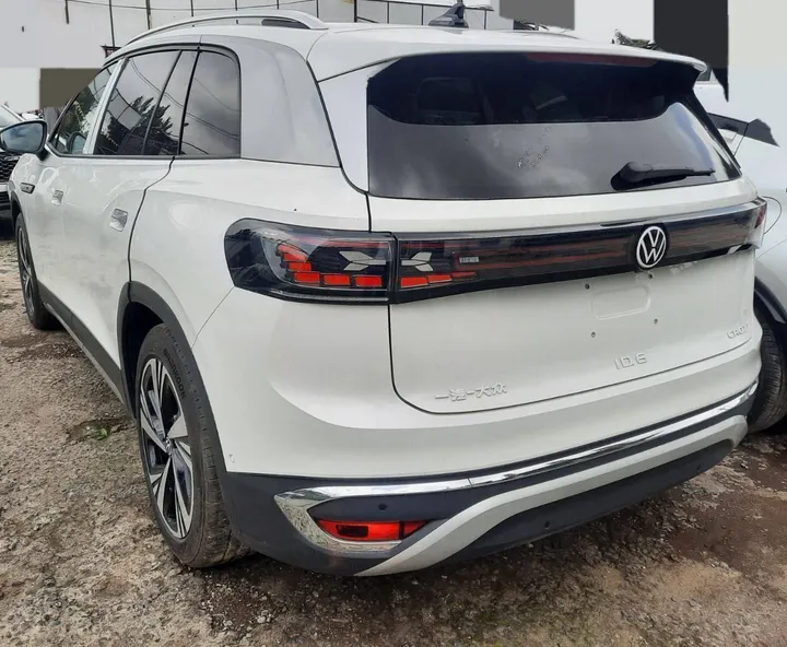 Volkswagen ID.6 Crozz Pro 2024 – photo 3