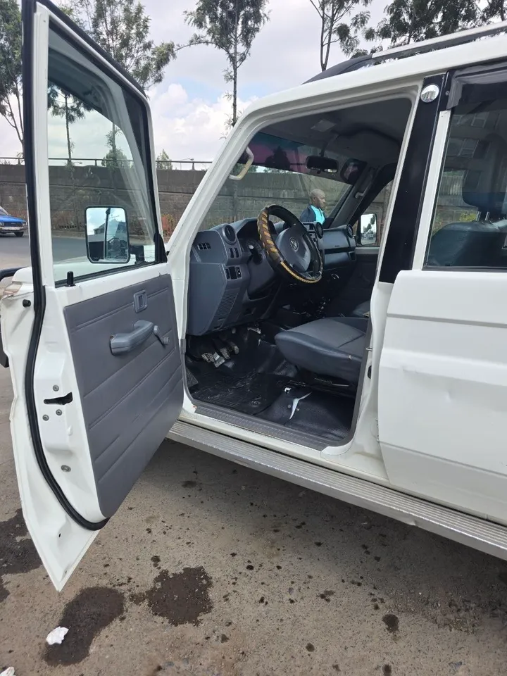 Toyota LandCruiser Double Cab 2018 – photo 7
