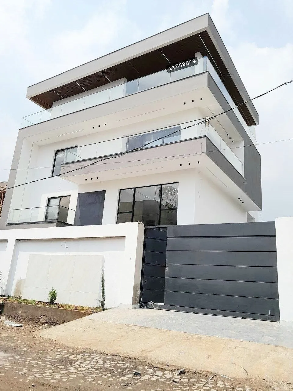 Modern G+2 House in Megenagna – photo 6