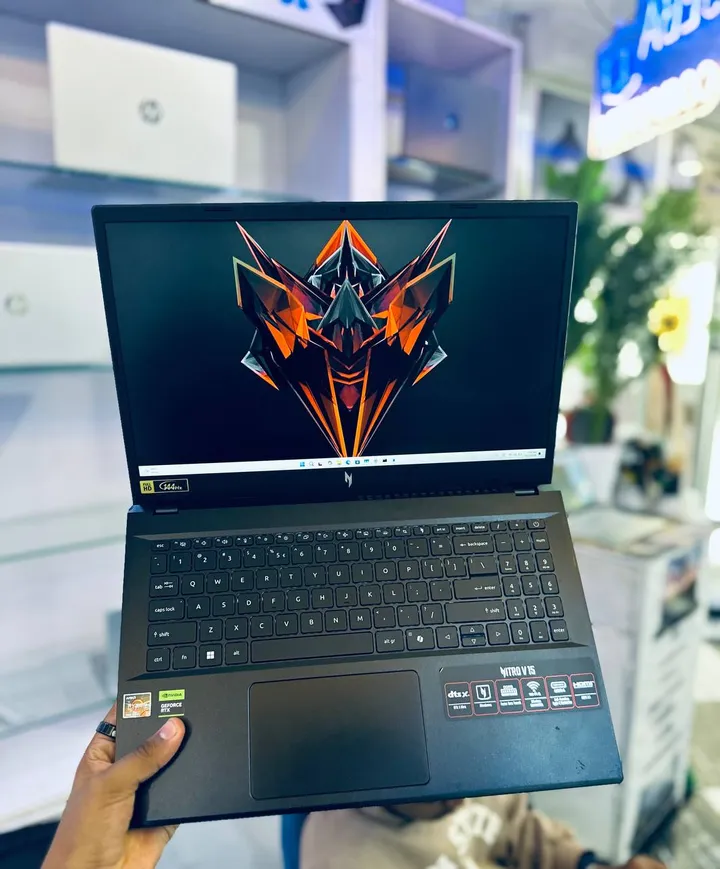 Acer Nitro V15 Gaming Laptop – photo 3