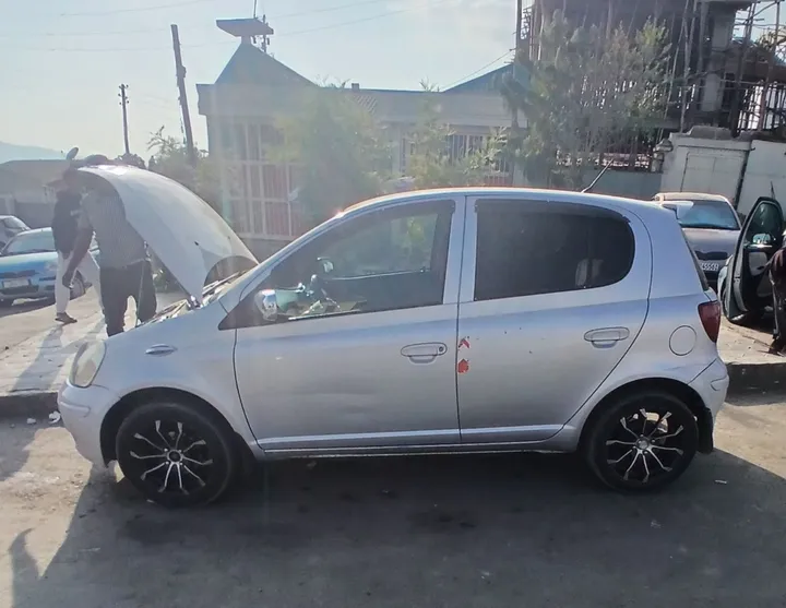 Toyota Vitz 2004 Automatic – photo 6