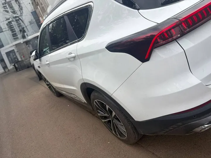 Jetour X-70 Plus 2023 SUV – photo 4