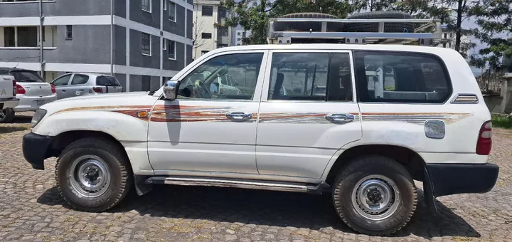 Toyota Land Cruiser 105 2004 – photo 7
