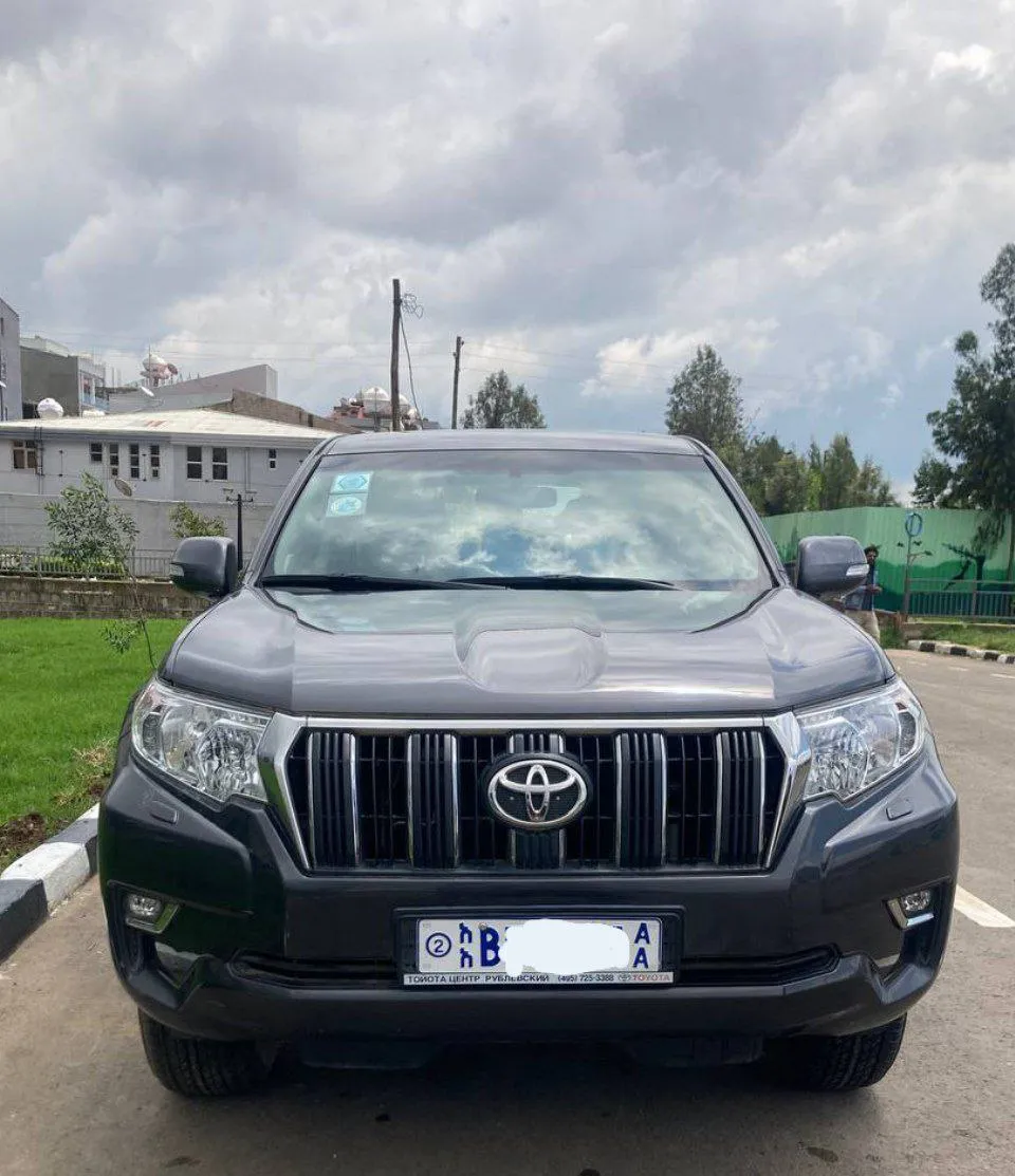 Toyota Land Cruiser Prado 2019 – photo 5