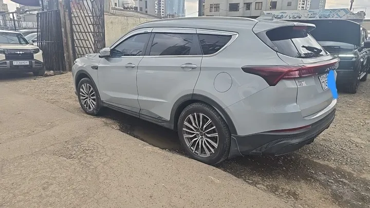 JETOUR Hybrid X70 Plus 2024 – photo 3