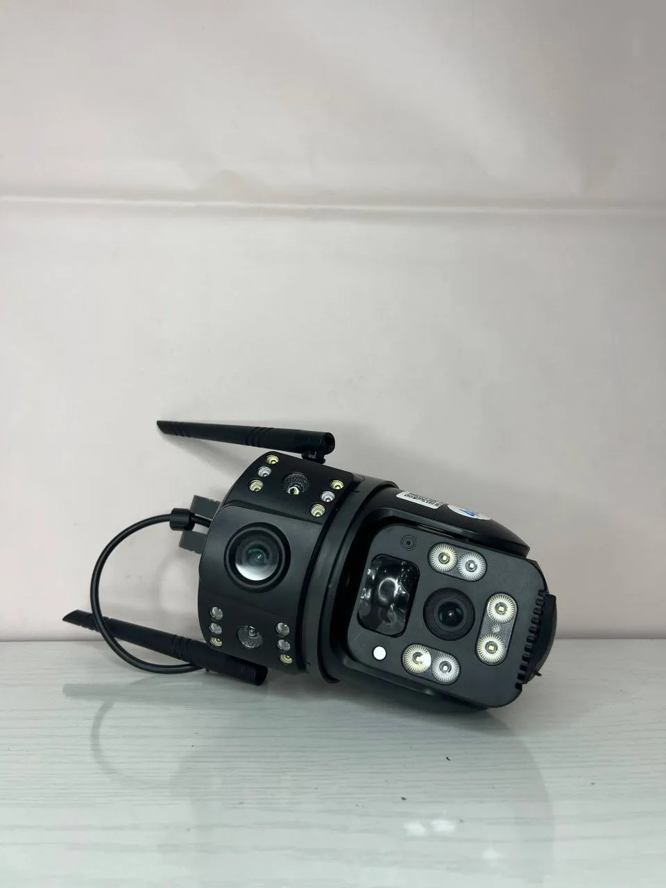V380 AI Solar Camera Light 2-in-1 – photo 3