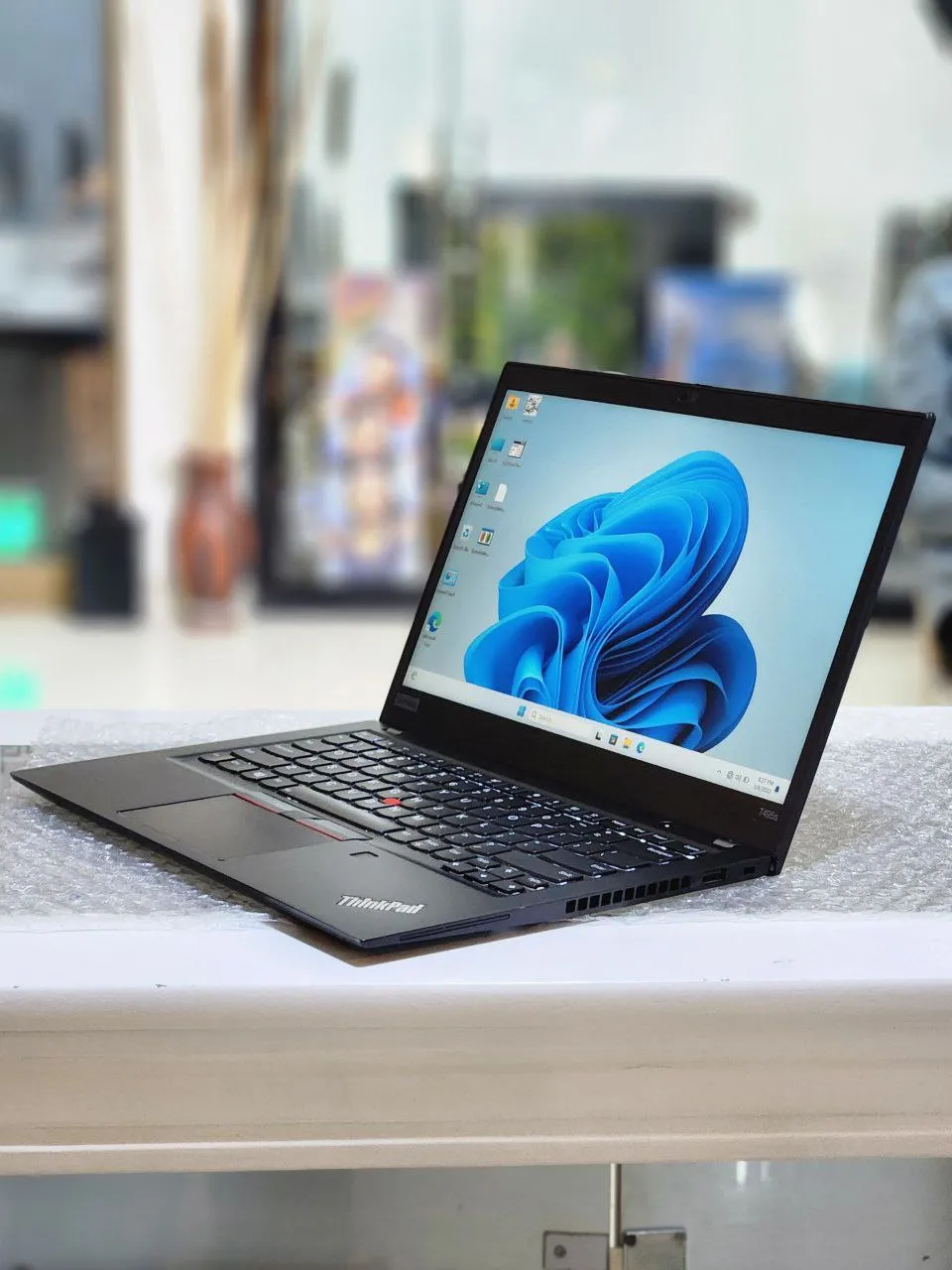 Lenovo Thinkpad T495 Ryzen 7 Laptop – photo 3