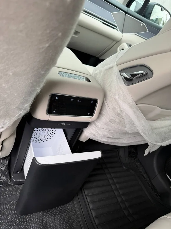 BYD Tang Plug-In Hybrid 2025 – photo 4