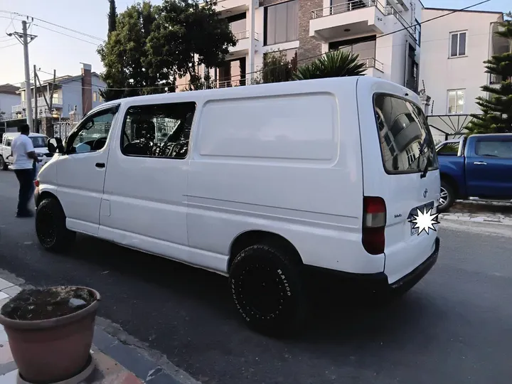 Toyota Half Van 2002 Manual – photo 8