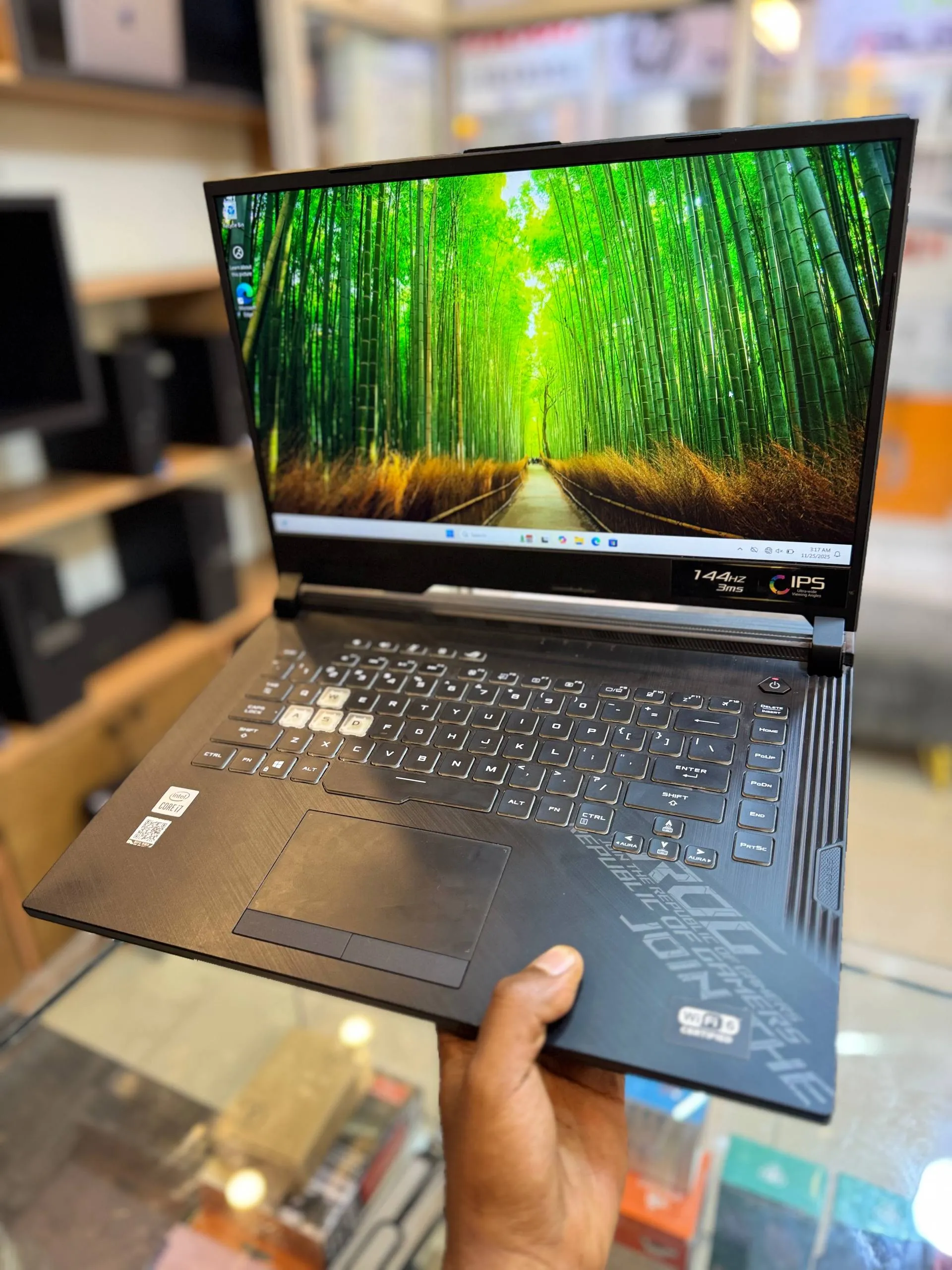 Asus ROG Strix Gaming Laptop – photo 6