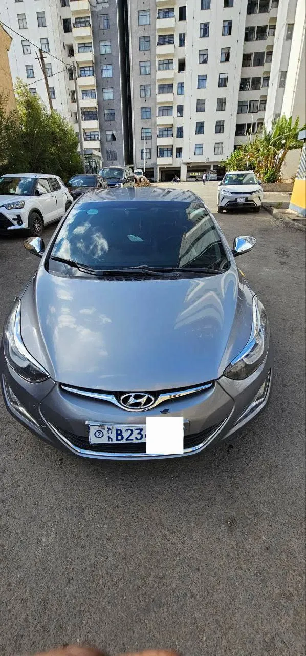 Hyundai Avanti 1.6 Automatic 2013 – photo 3
